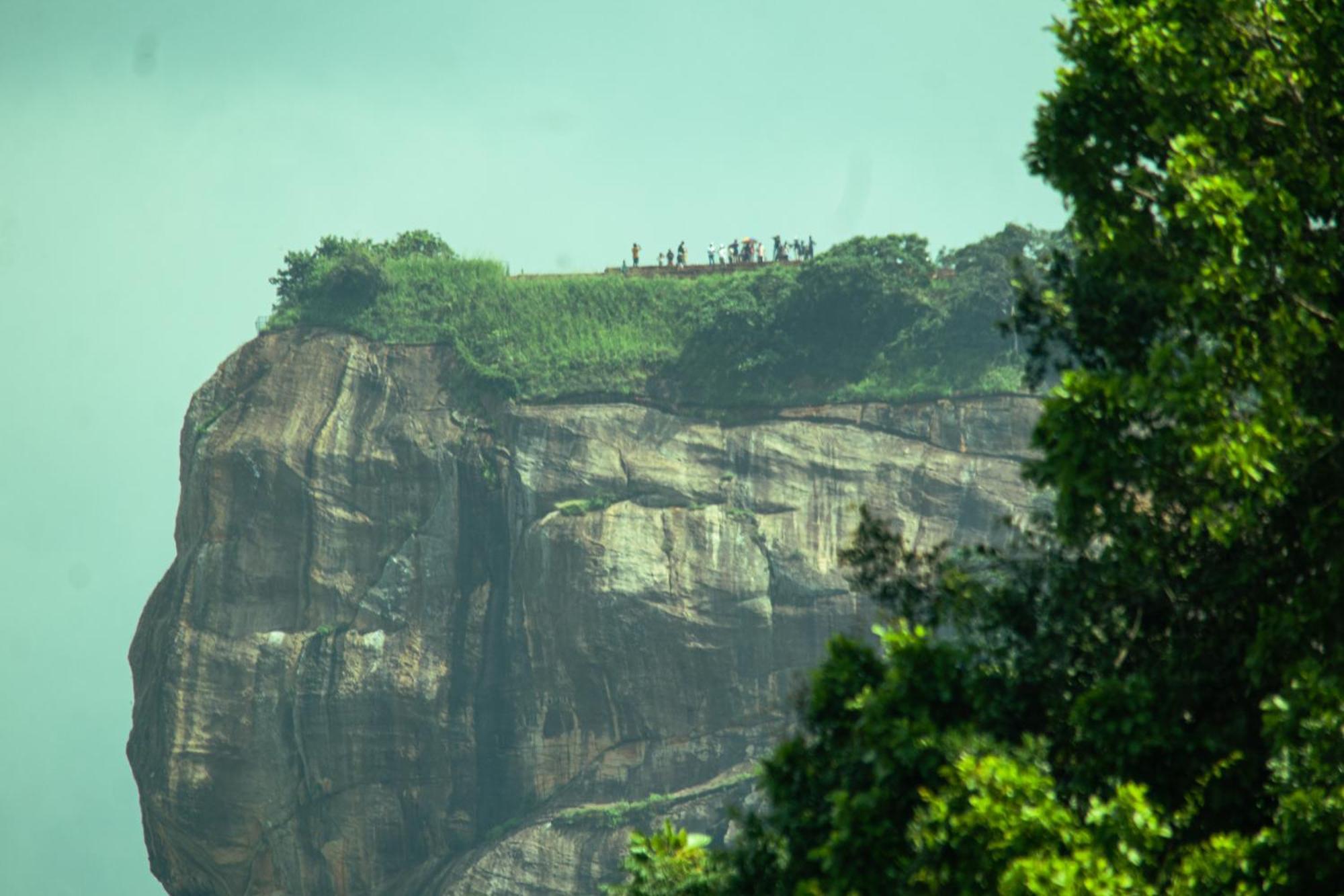 Ehalagala Lake Resort Sigiriya Exterior foto